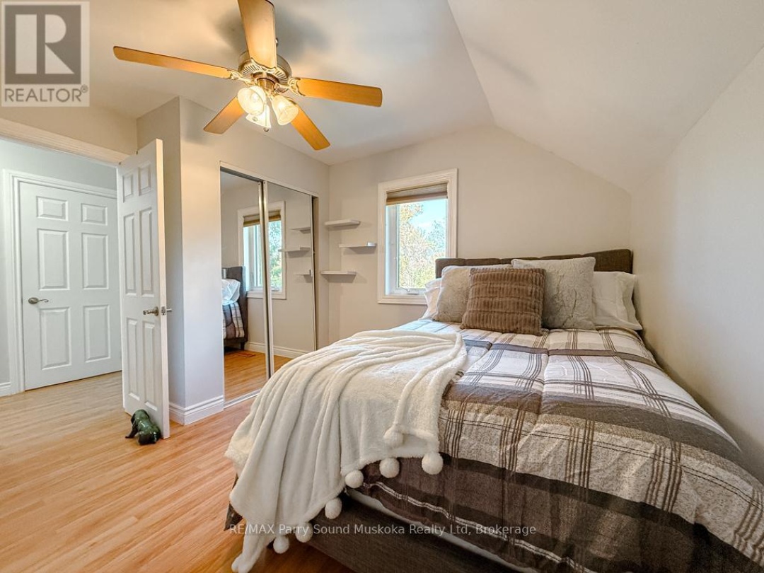 1862 DIVISION ROAD W, 