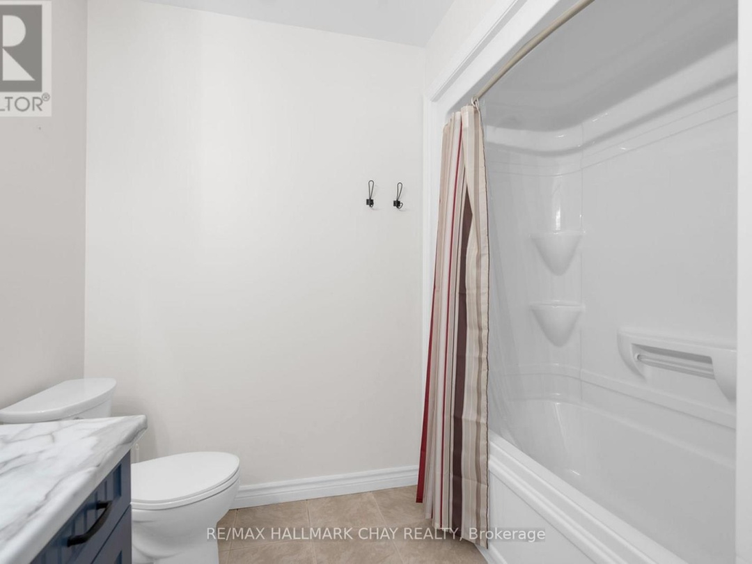 2052 MARCHMONT ROAD, 