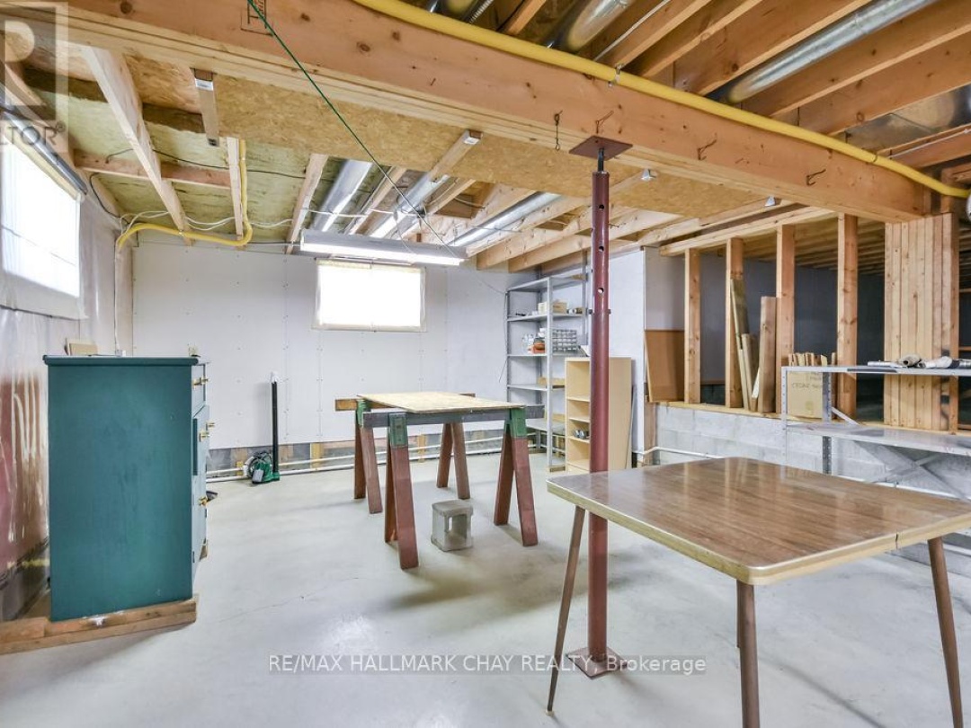5566 Gray's Bay Road, Lake Couchiching