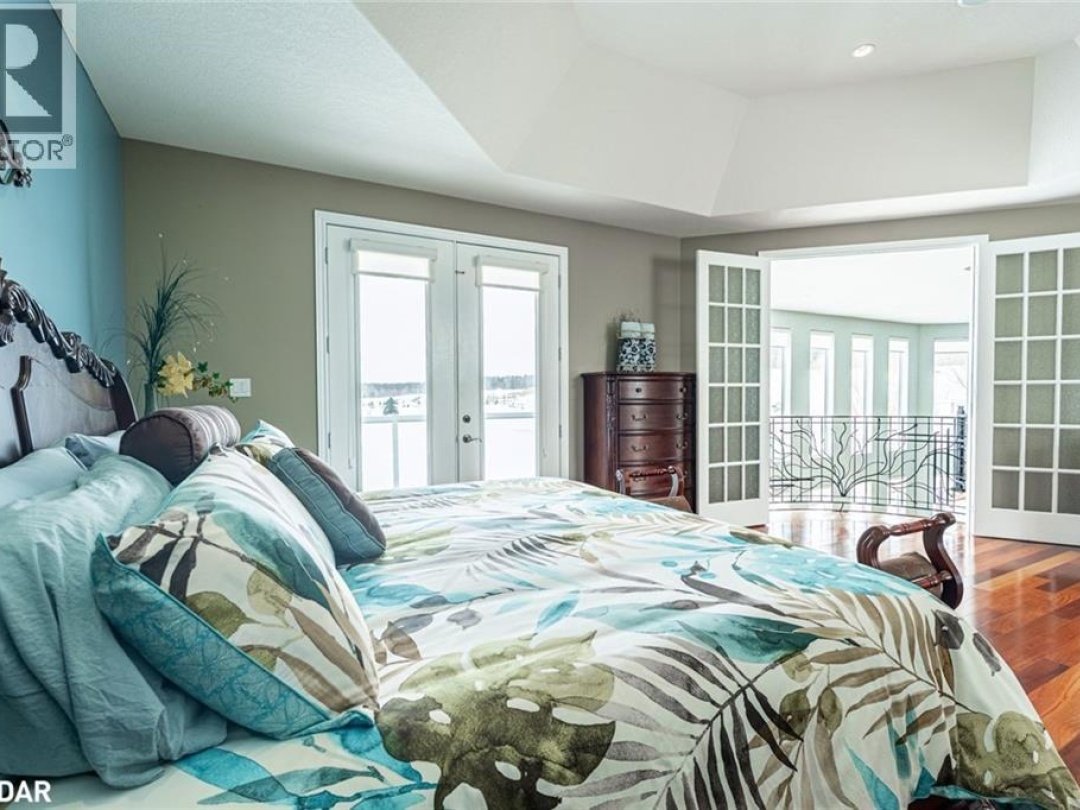 1372 DIVISION ROAD EAST, 