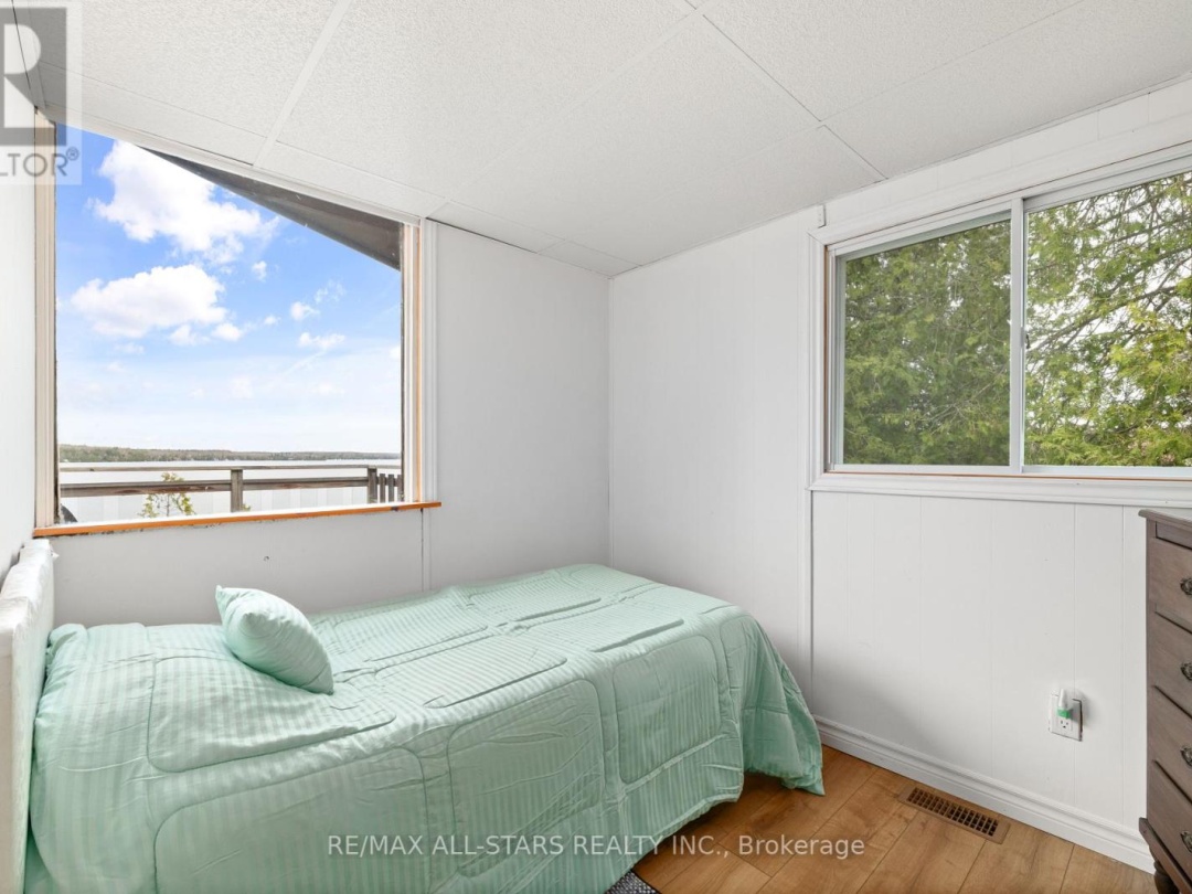 149 Lakeside Drive, Four Mile Lake