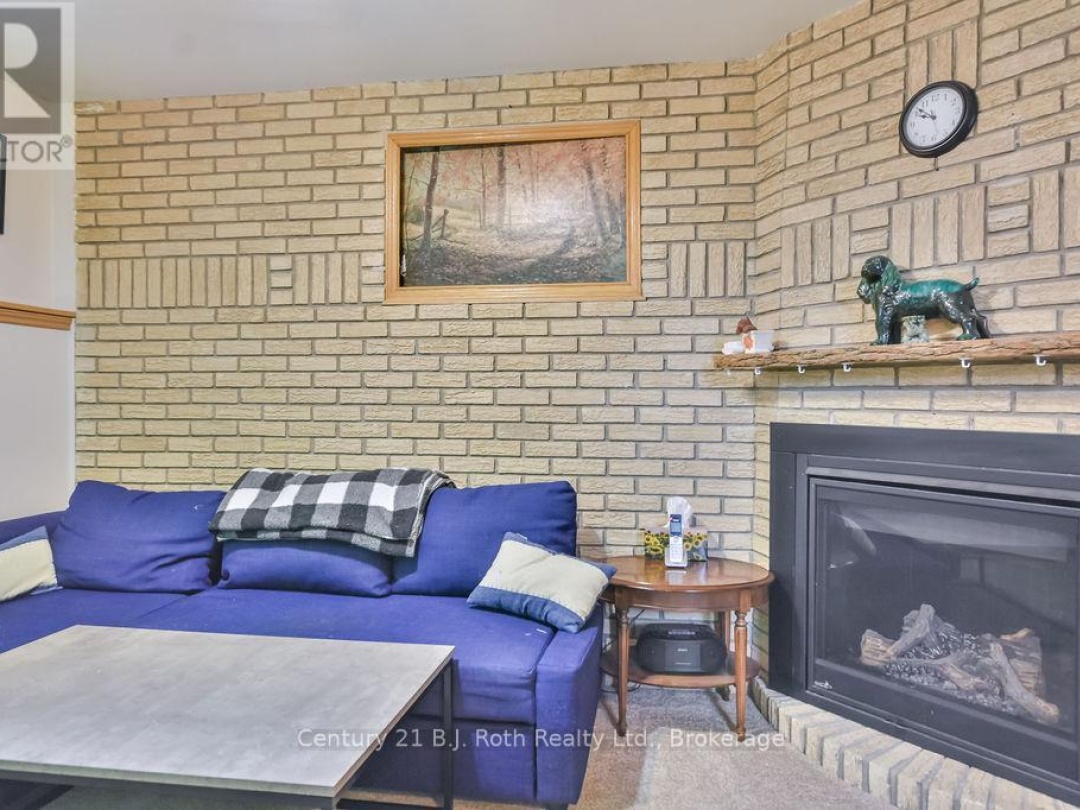 7 CHRISTINE PLACE, 
