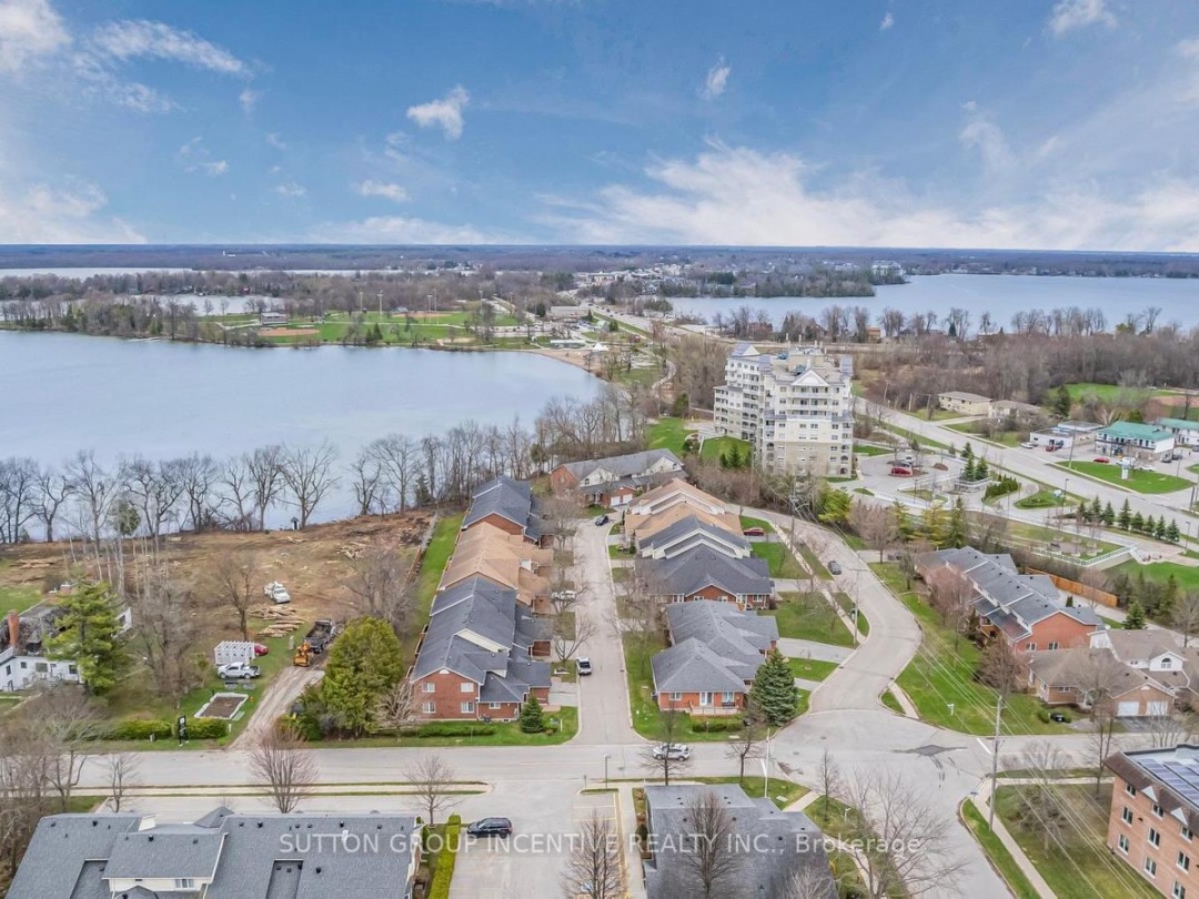 403 40 Museum Drive, Orillia