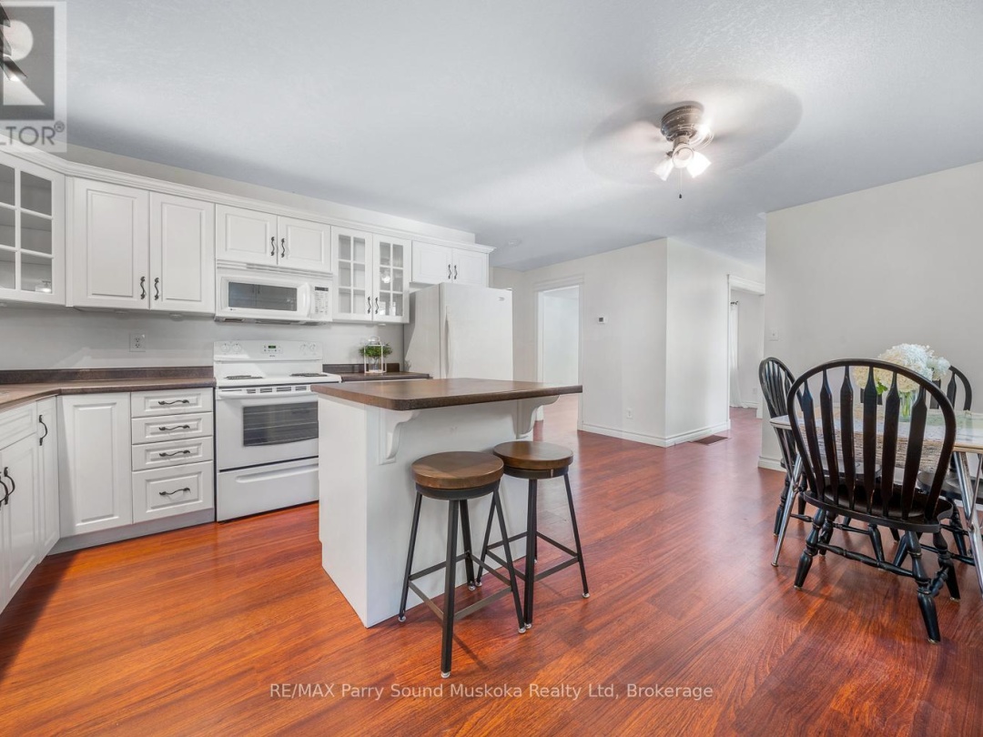 6 KITCHENER AVENUE, 
