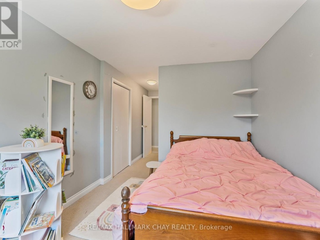 27 40 Victoria Crescent, Orillia
