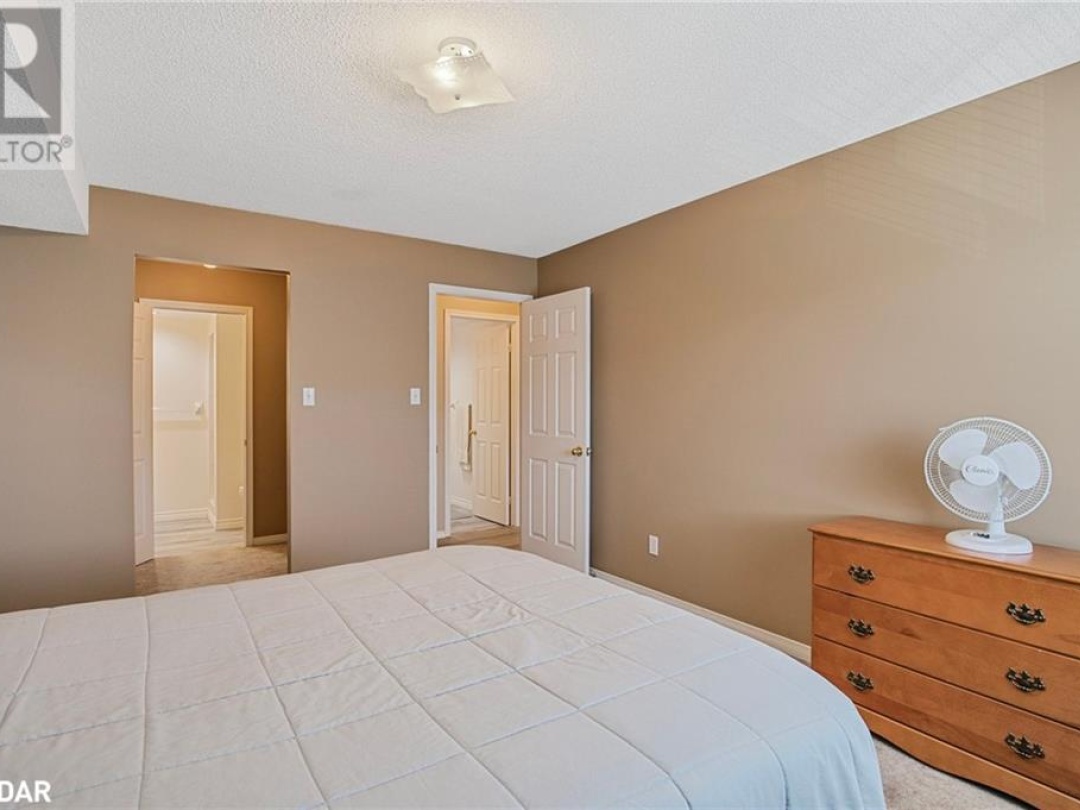 107 Bond Street Unit# 303, Orillia