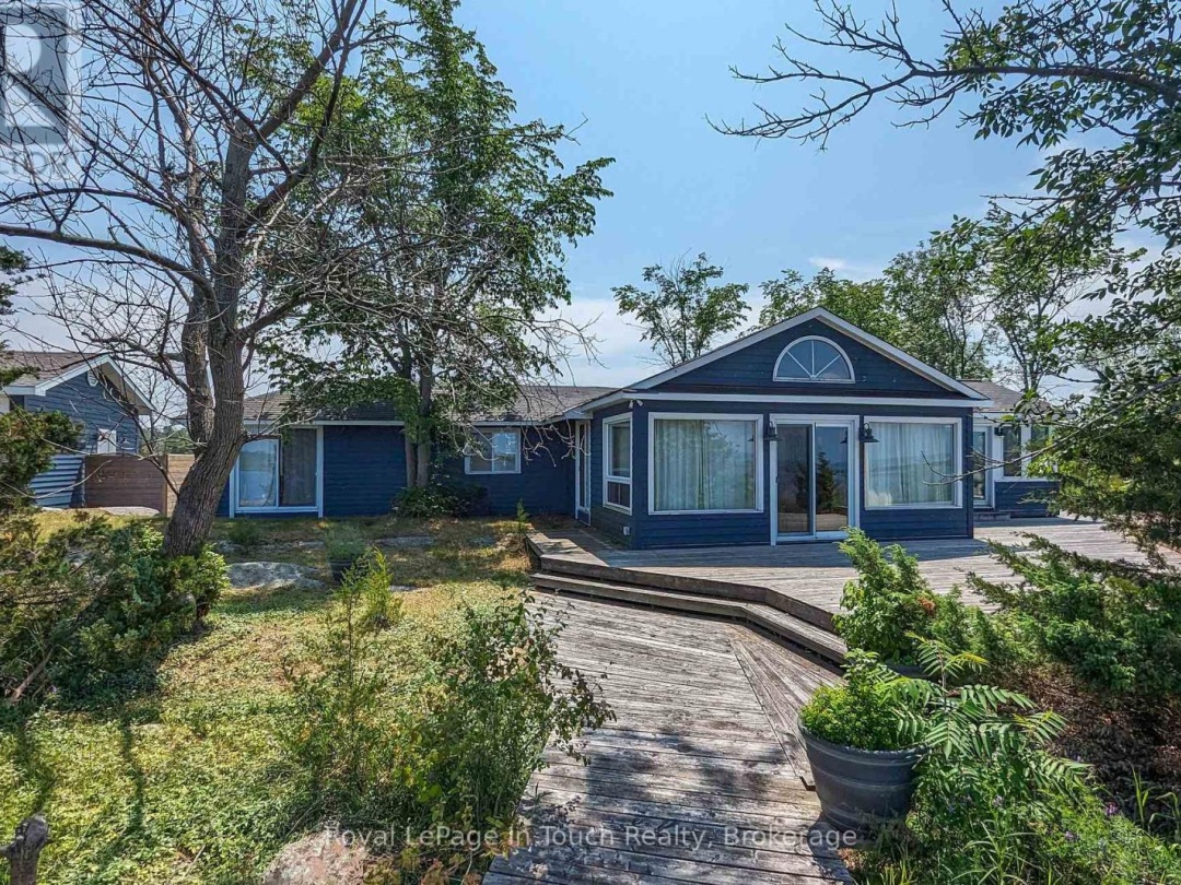 2 Island 130, Georgian Bay