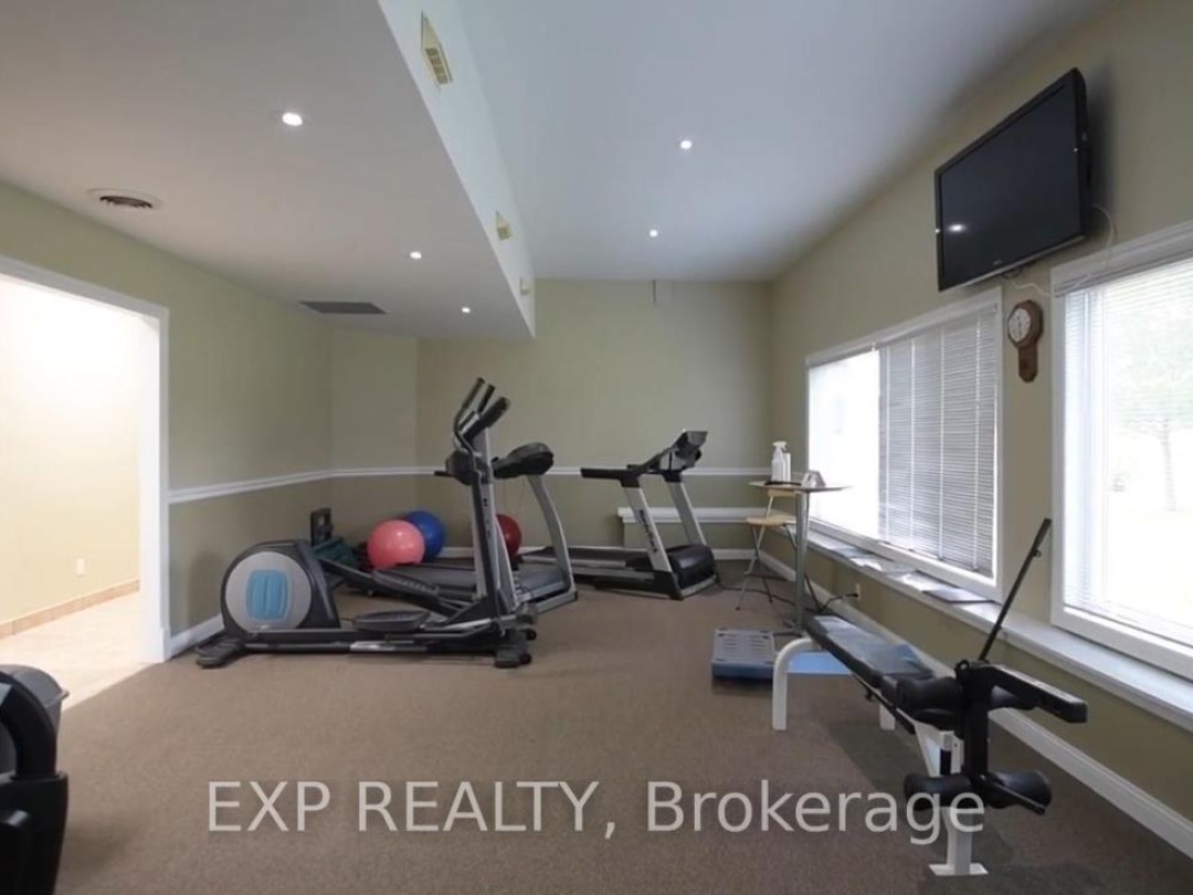 56 CREEKSIDE CIRCLE, 