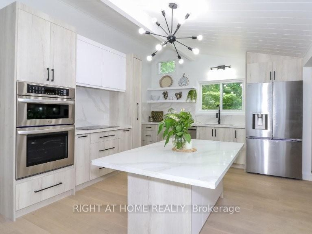 7459 ISLAND CRESCENT, 