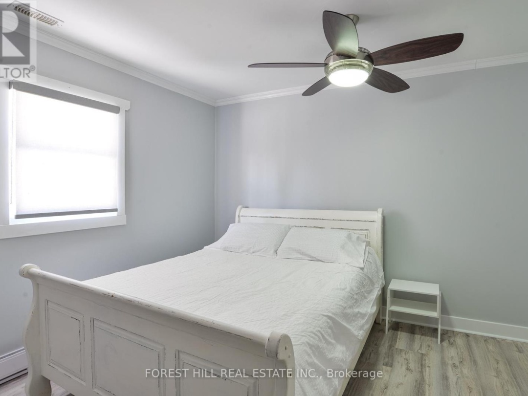 4099 GLEN CEDAR DRIVE, Lake Simcoe