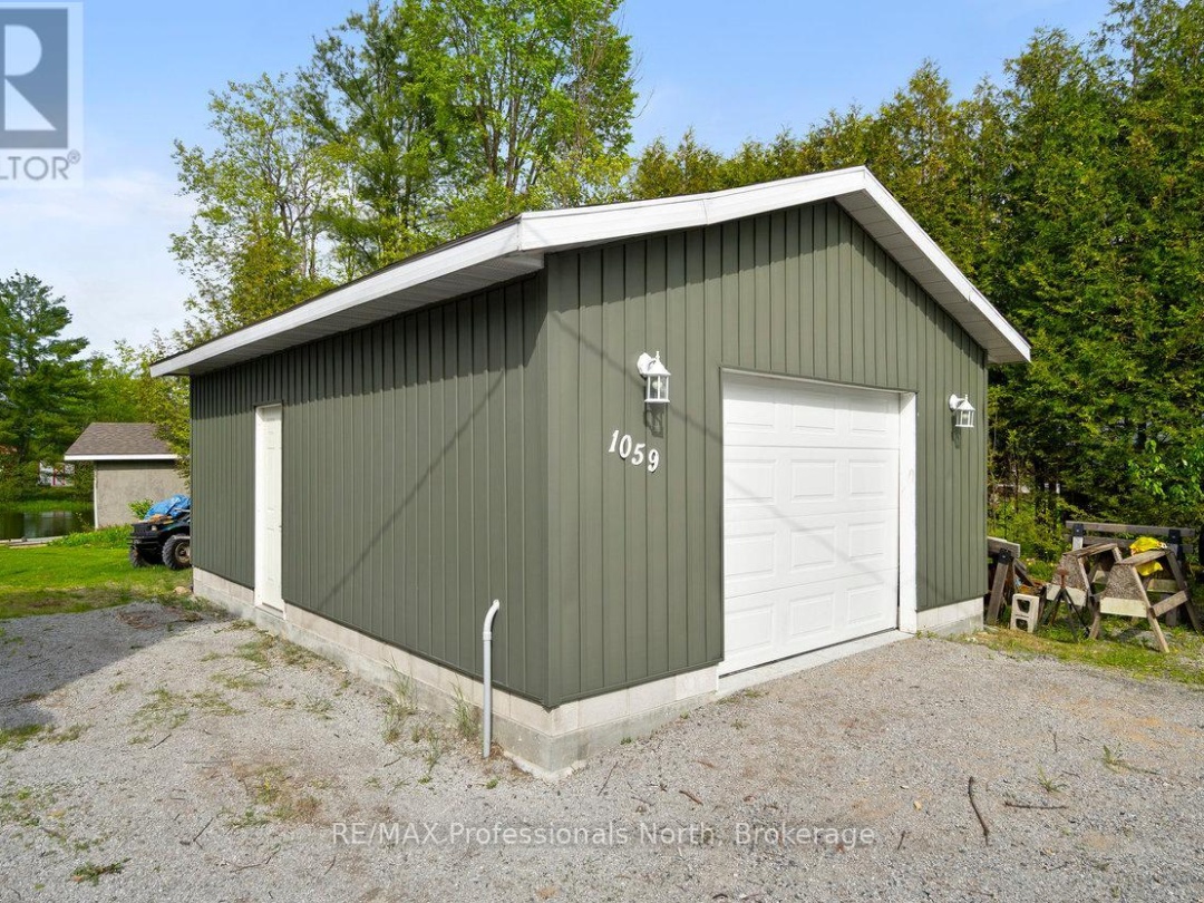 1059 Tiffany Lane, Gull Lake