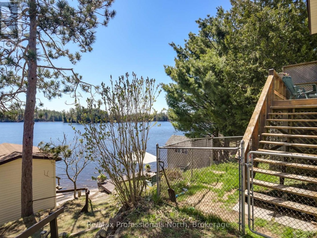 1055 EVANSWOOD DRIVE, 