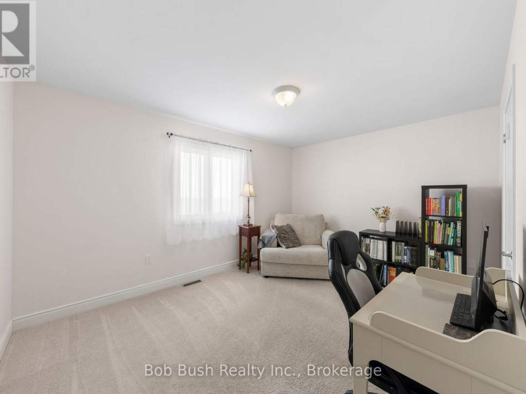 3067 Monarch Drive, Orillia