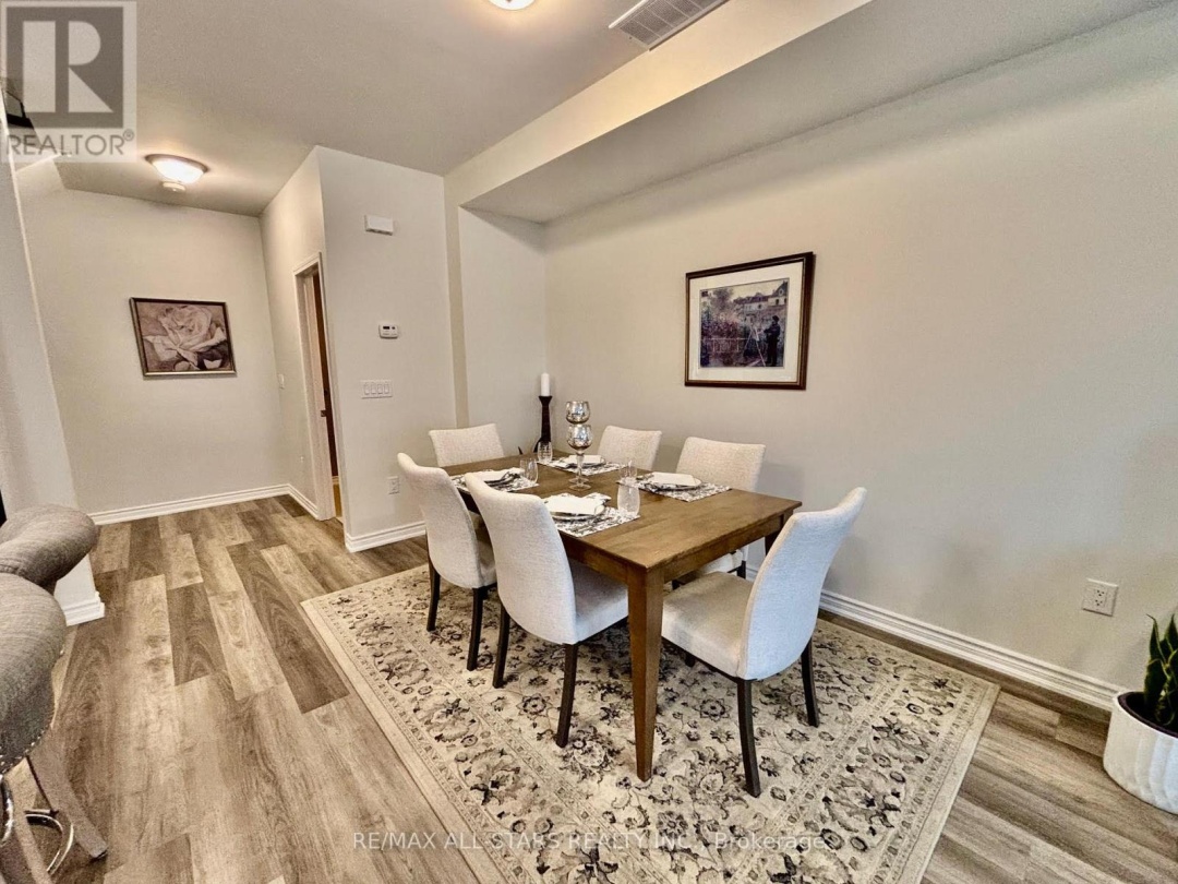 8 WYN WOOD LANE, Orillia