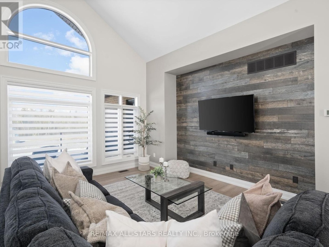 16 AVALON DRIVE, Sturgeon Lake