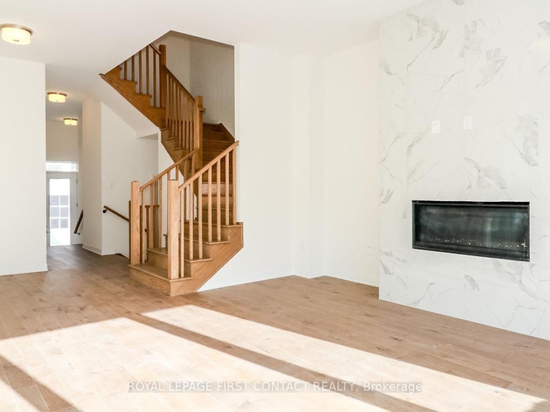3778 SUNBANK CRESCENT, 