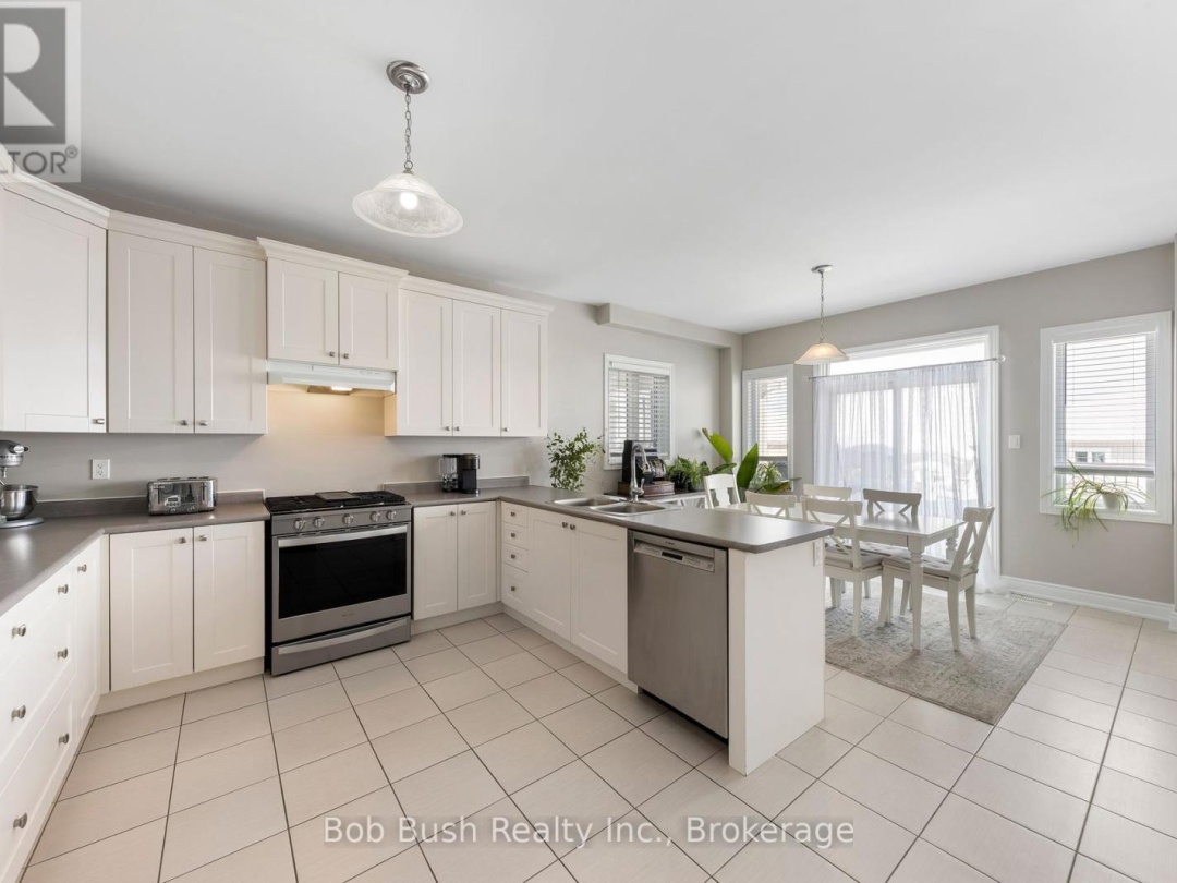 3067 Monarch Drive, Orillia