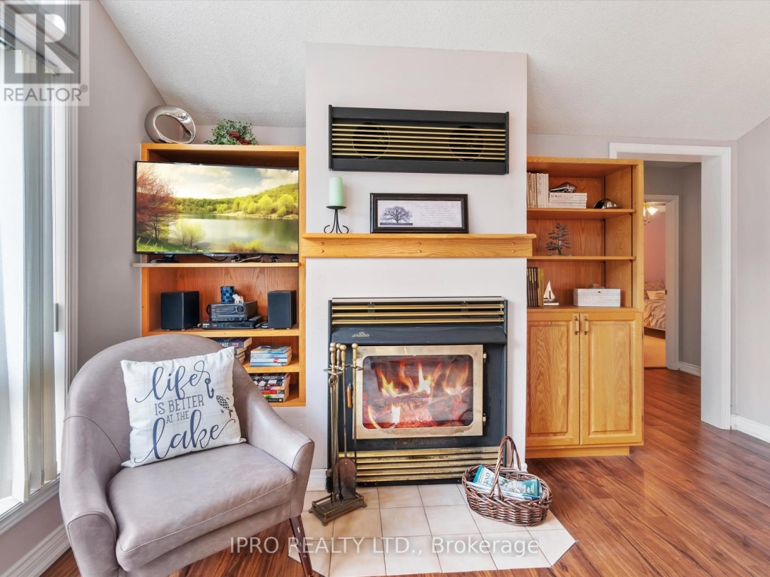6 LOWER LANE, Otter Lake