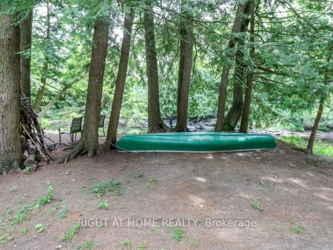 7459 ISLAND CRESCENT, 