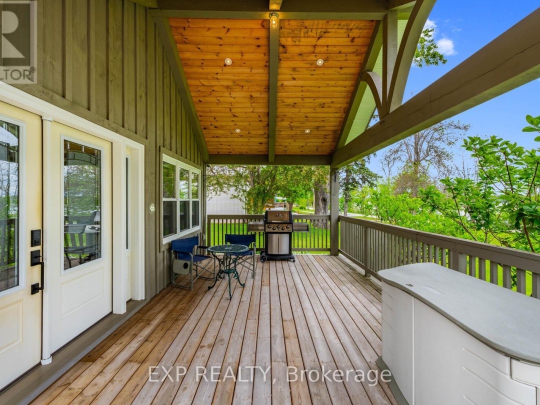 201 Avery Point Road, Dalrymple Lake