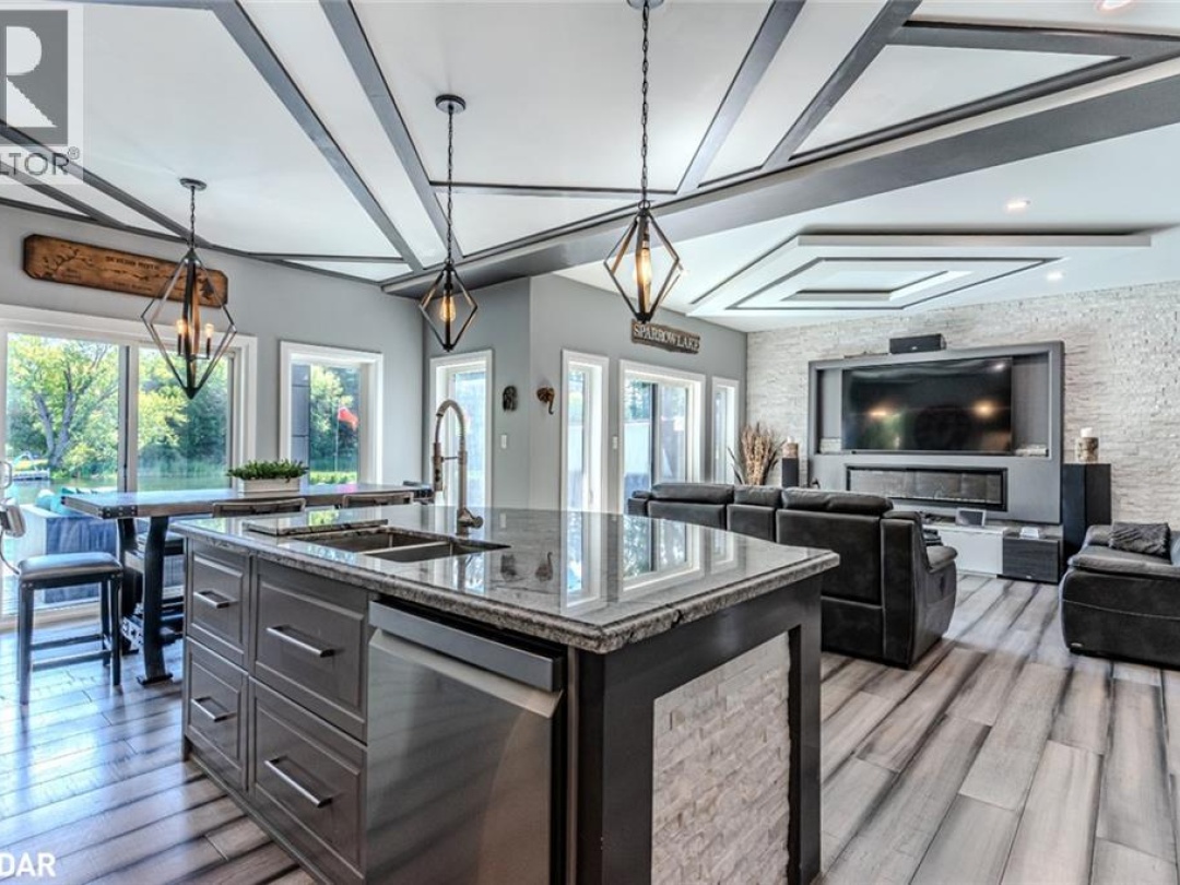 1657 PENINSULA POINT Road, 