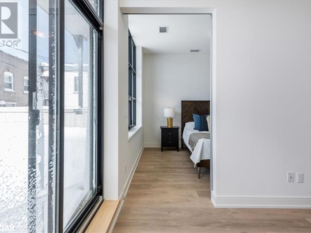 21 Matchedash Street S Unit# 211, Orillia