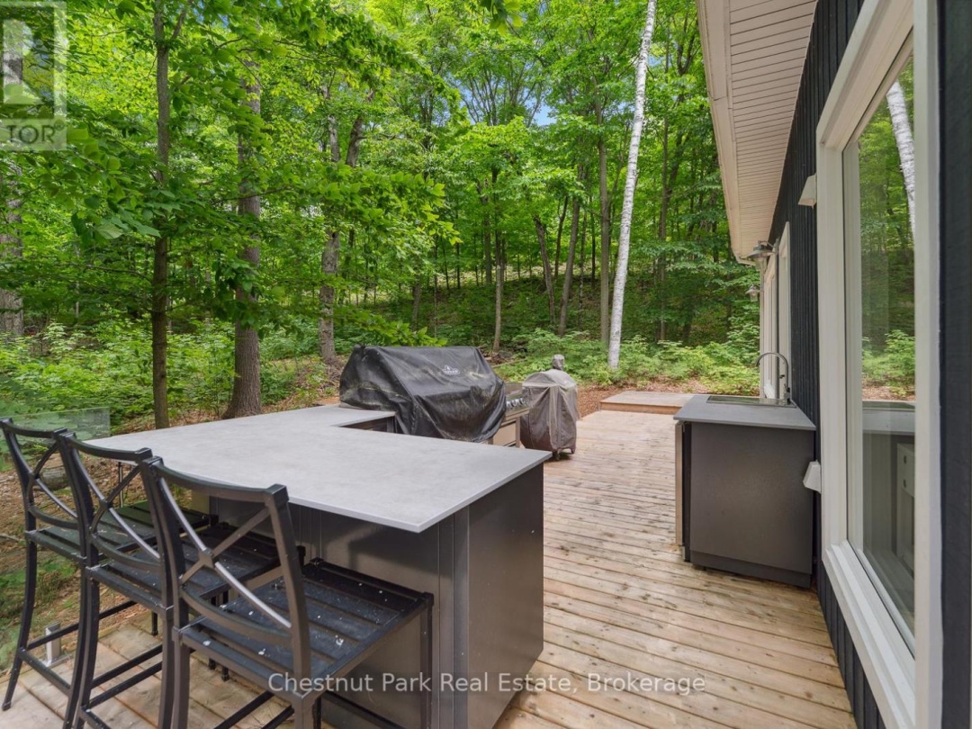 44 MILLER ISLAND, 
