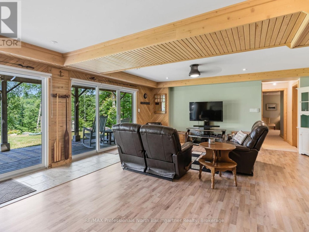 1132 TRAPLINE TRAIL, 