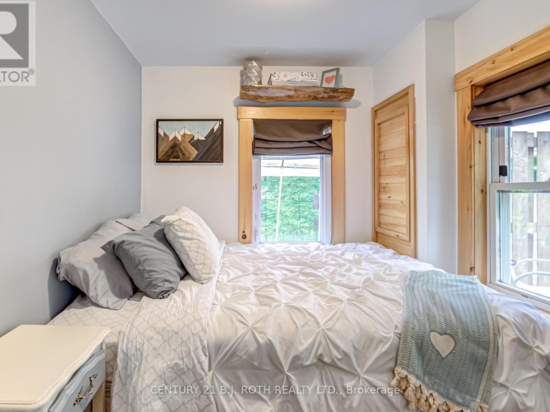 1002 WIGWAM LODGE ROAD, 