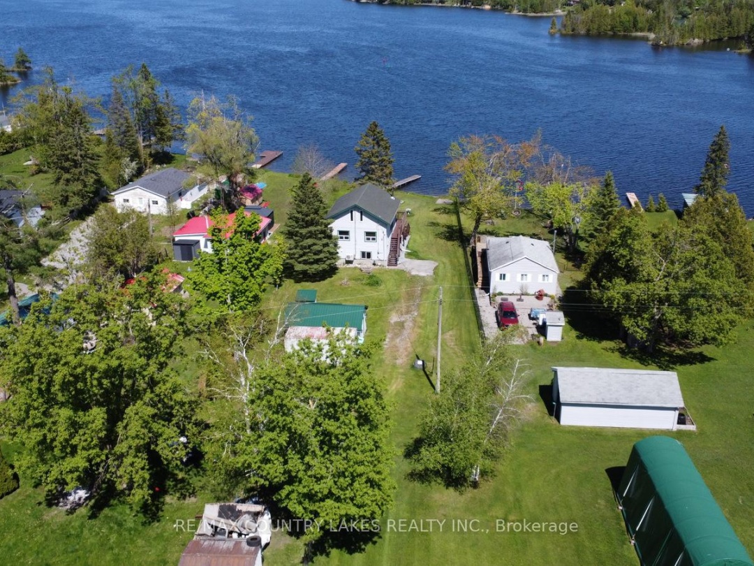8 Saturn Lane, Mitchell Lake