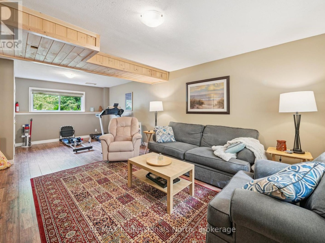 57 YONGE STREET S, 