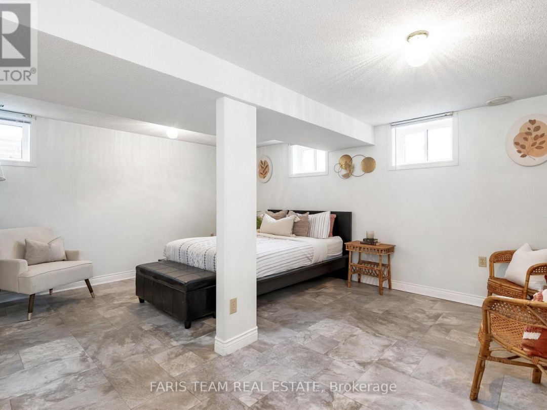 366 Mississaga Street W, Orillia
