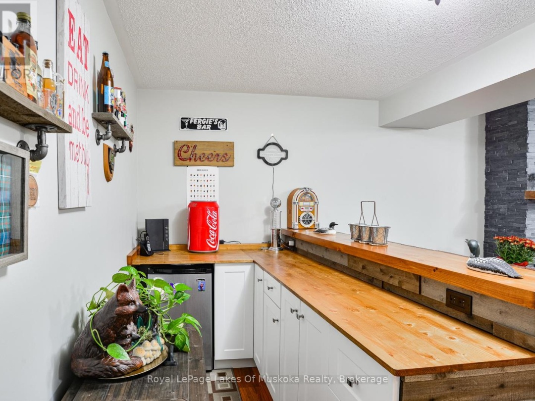 18 KILLDEER CRESCENT, 