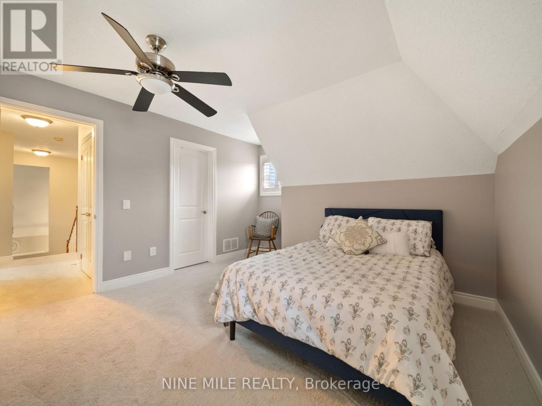 8 5 Invermara Court, Lake Simcoe