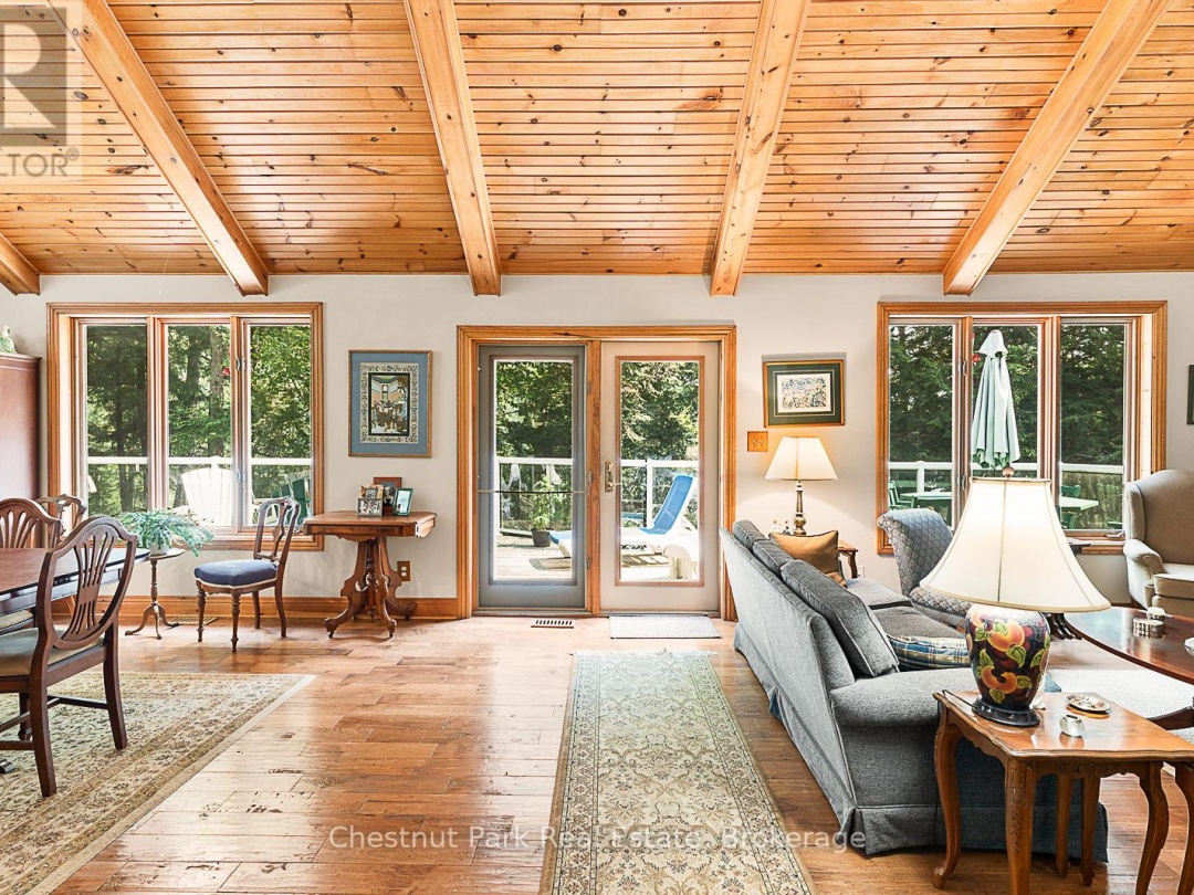 1669 NEWTON STREET, Redstone Lake