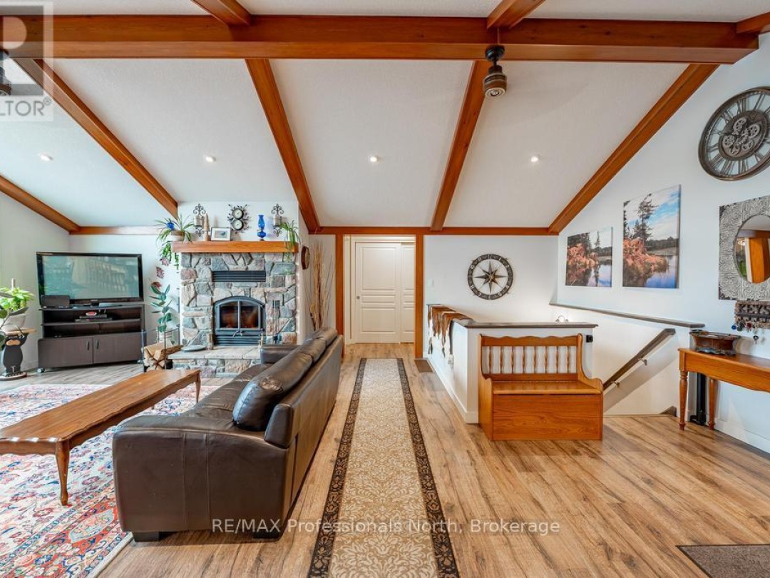 1325 Claude Brown Road, Bob Lake