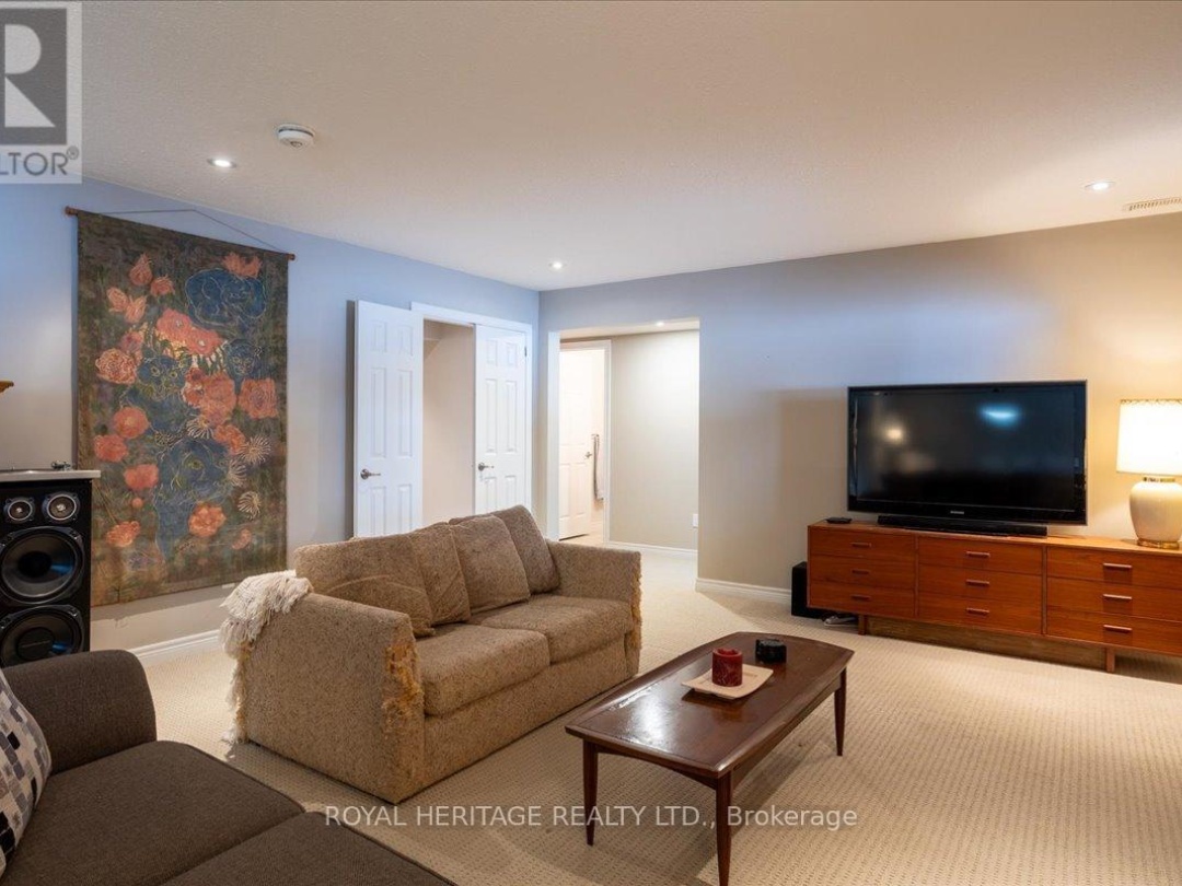 20 Island Bay Drive, Pigeon Lake