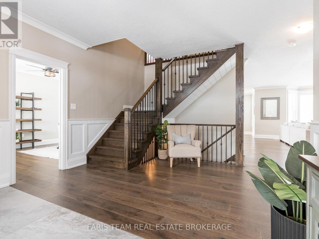 2448 STOCKDALE ROAD, 