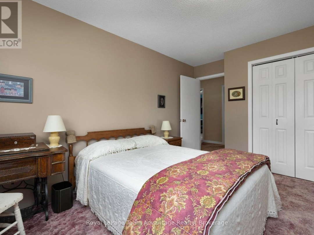 142 Broadbent Road, Manitouwabing Lake