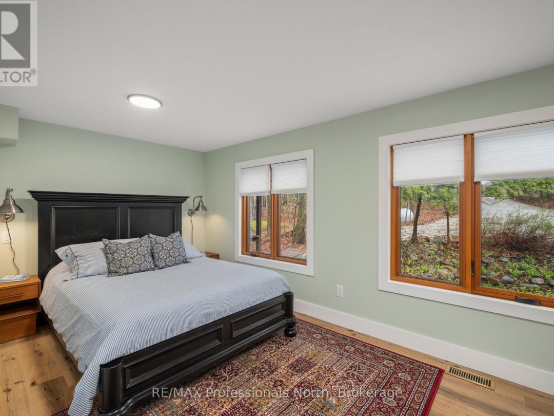 1073 Grass Lake Road, Grass Lake