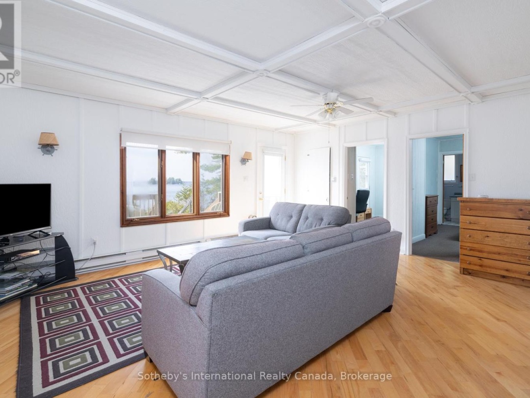 1-1076 BIRCH POINT ROAD, Lake Muskoka