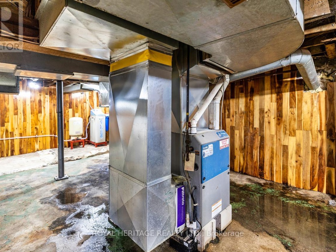 833 WOODVILLE ROAD, 