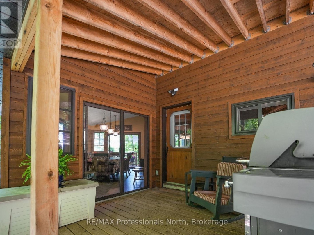 1511 WENONA LAKE ROAD, 