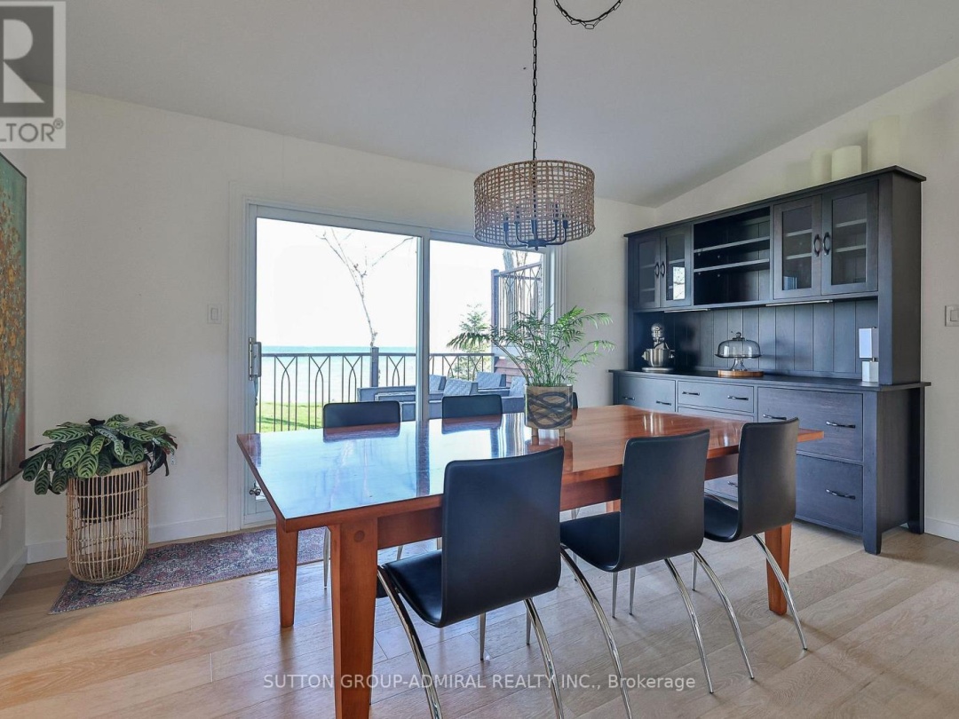 112 Bayshore Drive, Lake Simcoe