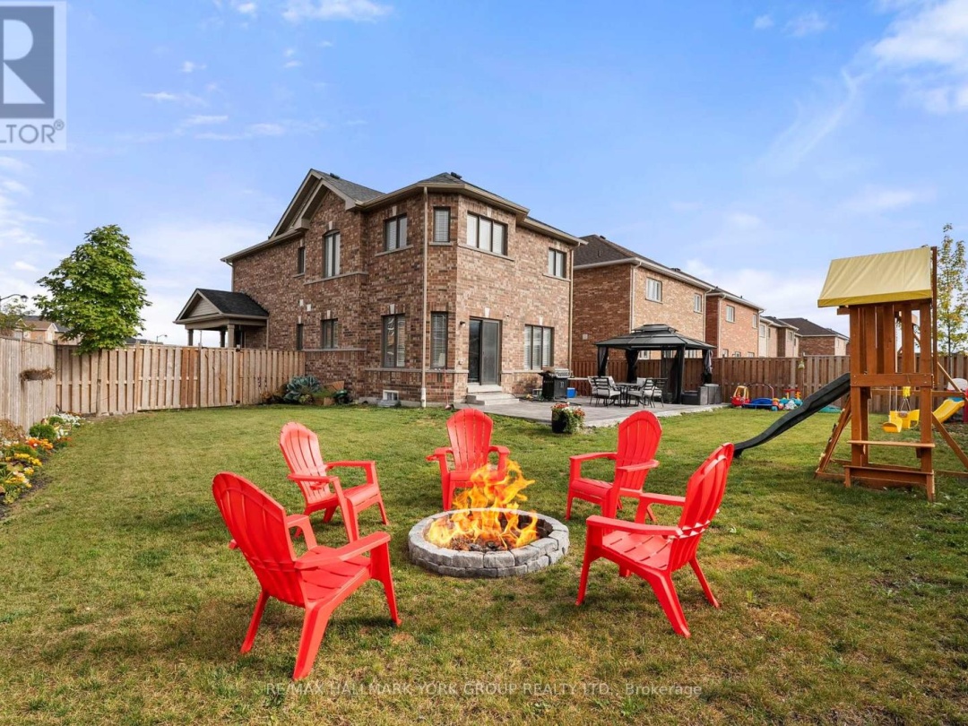 1 Furniss Street, Lake Simcoe