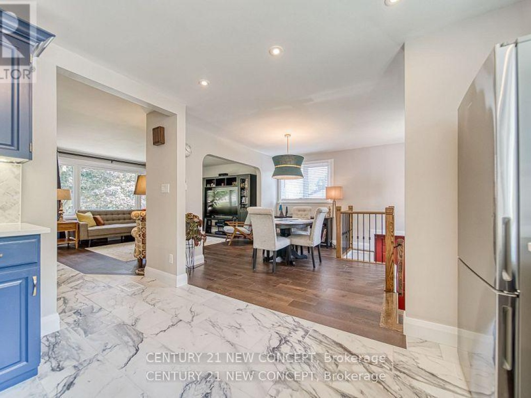 51 FITTONS ROAD E, 
