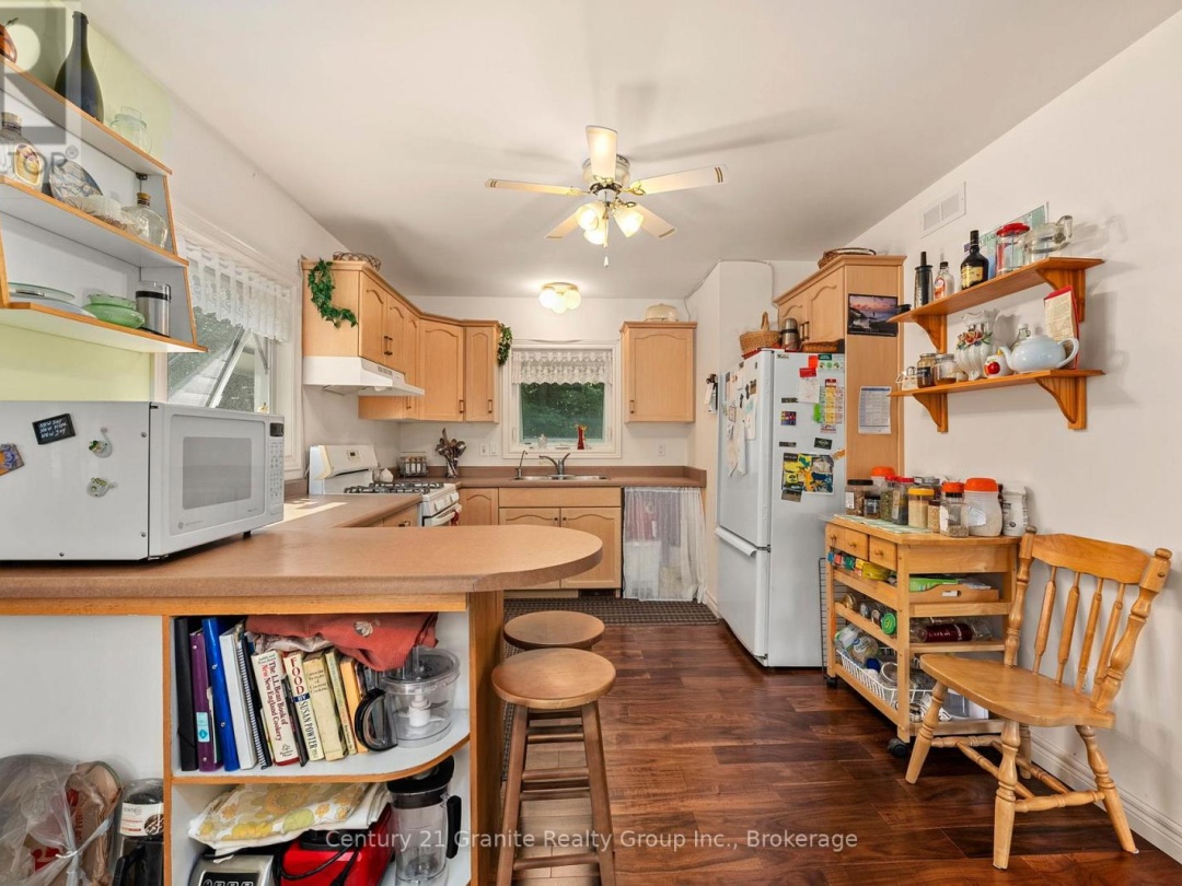 1753 NORTHSHORE ROAD, Maple Lake