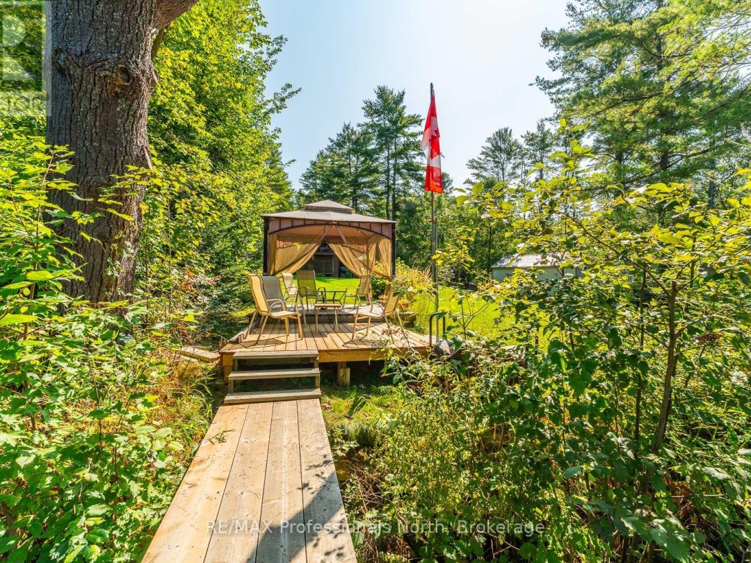 1029 LOYALIST DRIVE, 