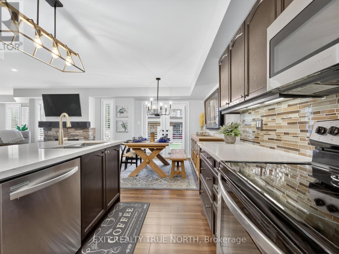 15 - 2 CARNOUSTIE LANE, 