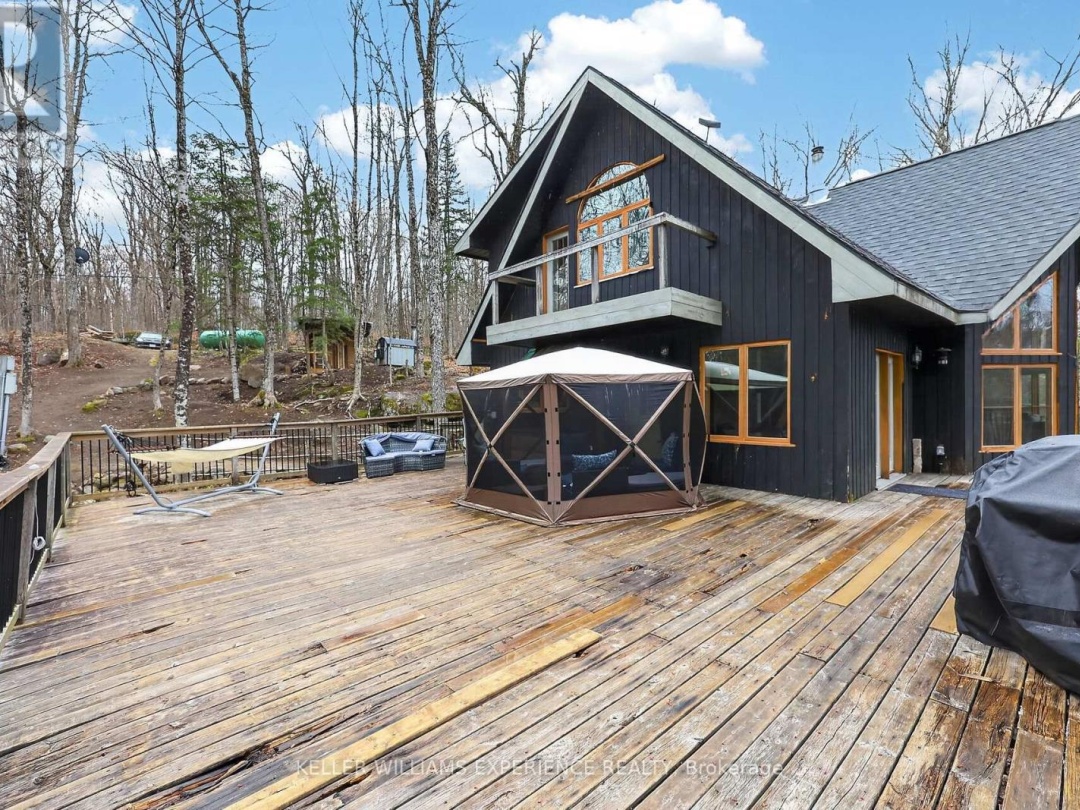 1115 SHERWOOD FOREST ROAD, Muskoka River